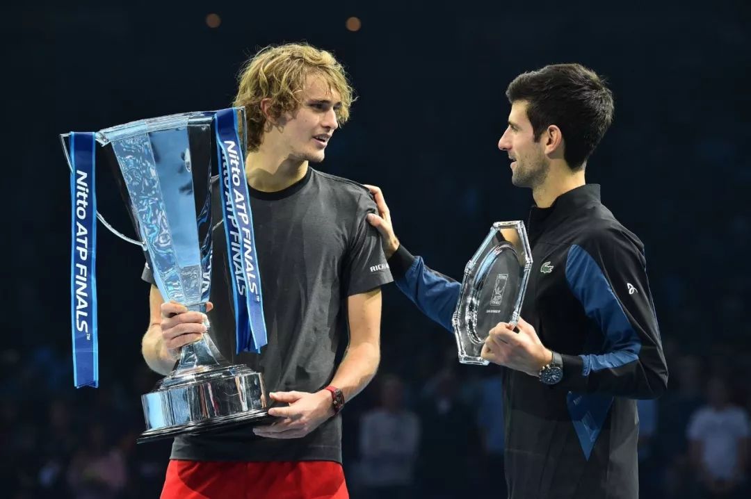 他的成功离 他的成功离